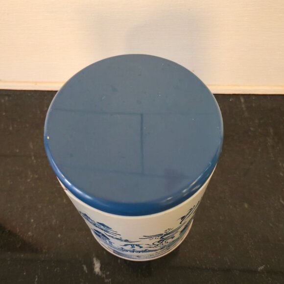 Blue Willow Tin Canister with Lid Blue & White Chinoiserie Kitchen Storage, Vint - Picture 6 of 13